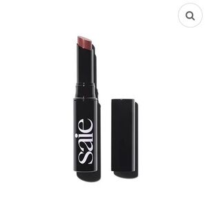 Saie Lip Blur Matte-Blurring Lipstick in Nouveau